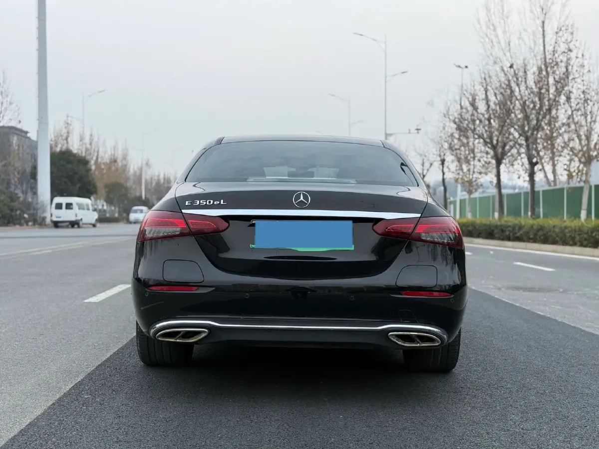 2022 Mercedes-Benz E Class 2.0T 211HP L4 9AT PHEV 25.4KWH,autocango,china used car exporter,china ev exporter,chinese used car exporter,chinese used ev exporter