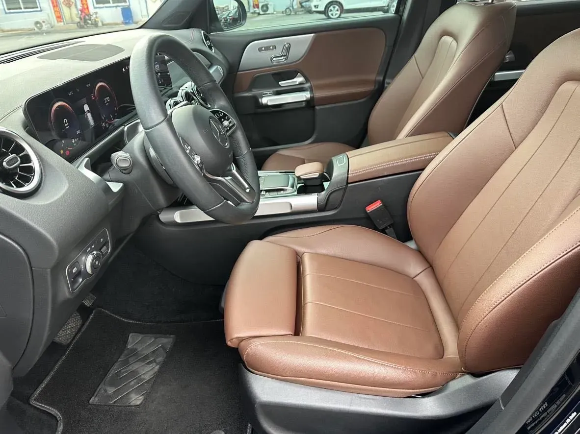 2022 Mercedes-Benz GLB Class 1.3T 163HP L4 7DCT,autocango,china used car exporter,china ev exporter,chinese used car exporter,chinese used ev exporter