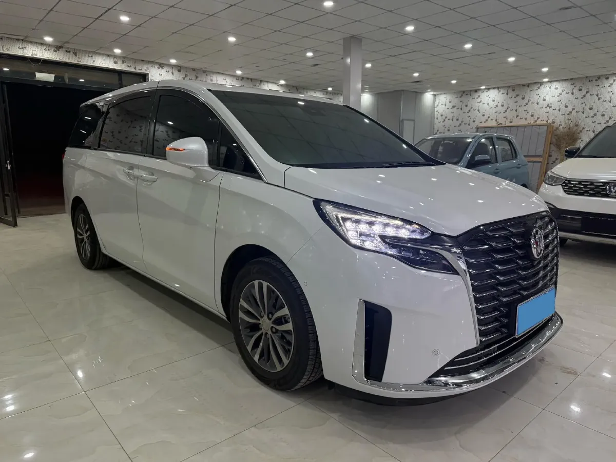 2022 Buick GL8 2.0T 237HP L4 9AT,autocango,china used car exporter,china ev exporter,chinese used car exporter,chinese used ev exporter