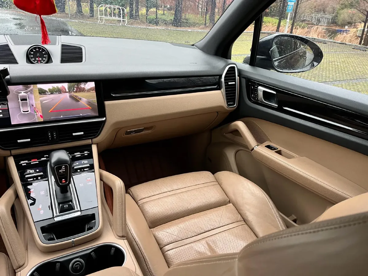 2018 Land Rover Range Rover Velar 3.0T 380HP V6 8AT,autocango,china used car exporter,china ev exporter,chinese used car exporter,chinese used ev exporter