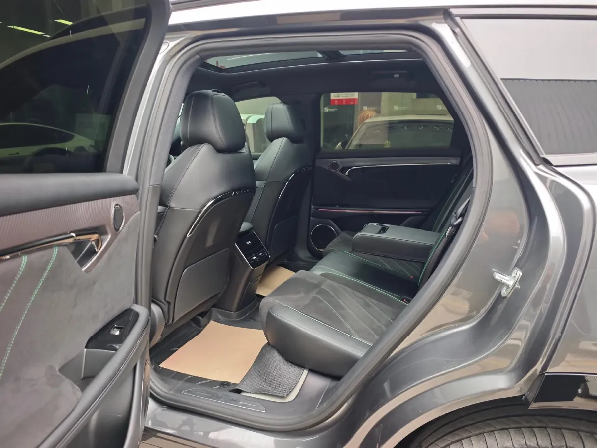 2025 Voyah FREE 1.5T 150HP L4 REEV 43KWH,autocango,china used car exporter,china ev exporter,chinese used car exporter,chinese used ev exporter