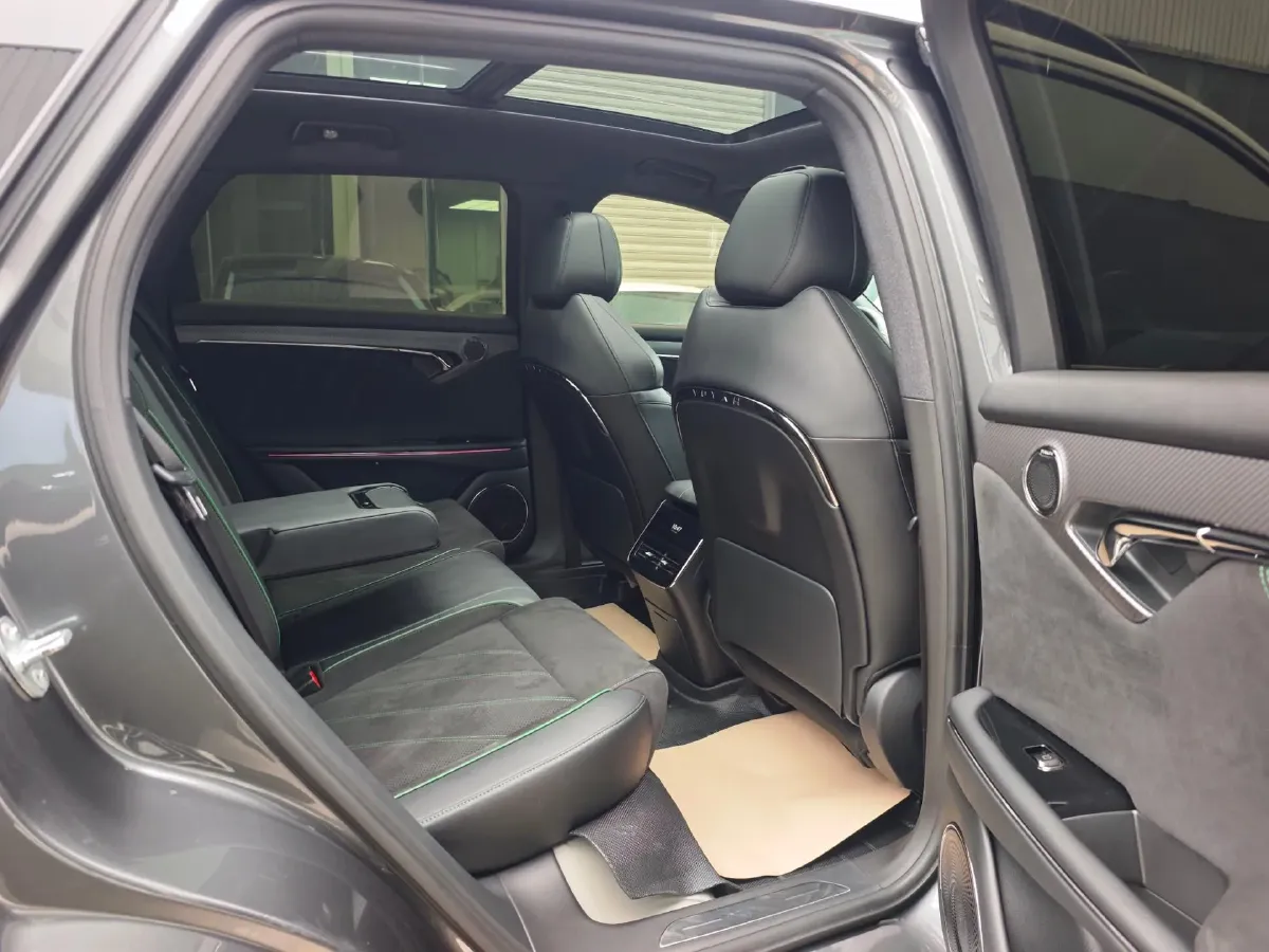 2025 Voyah FREE 1.5T 150HP L4 REEV 43KWH,autocango,china used car exporter,china ev exporter,chinese used car exporter,chinese used ev exporter