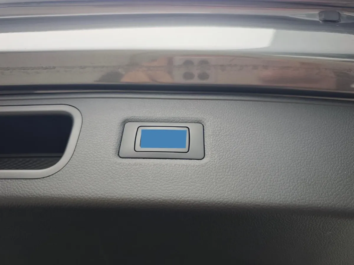 2025 Voyah FREE 1.5T 150HP L4 REEV 43KWH,autocango,china used car exporter,china ev exporter,chinese used car exporter,chinese used ev exporter