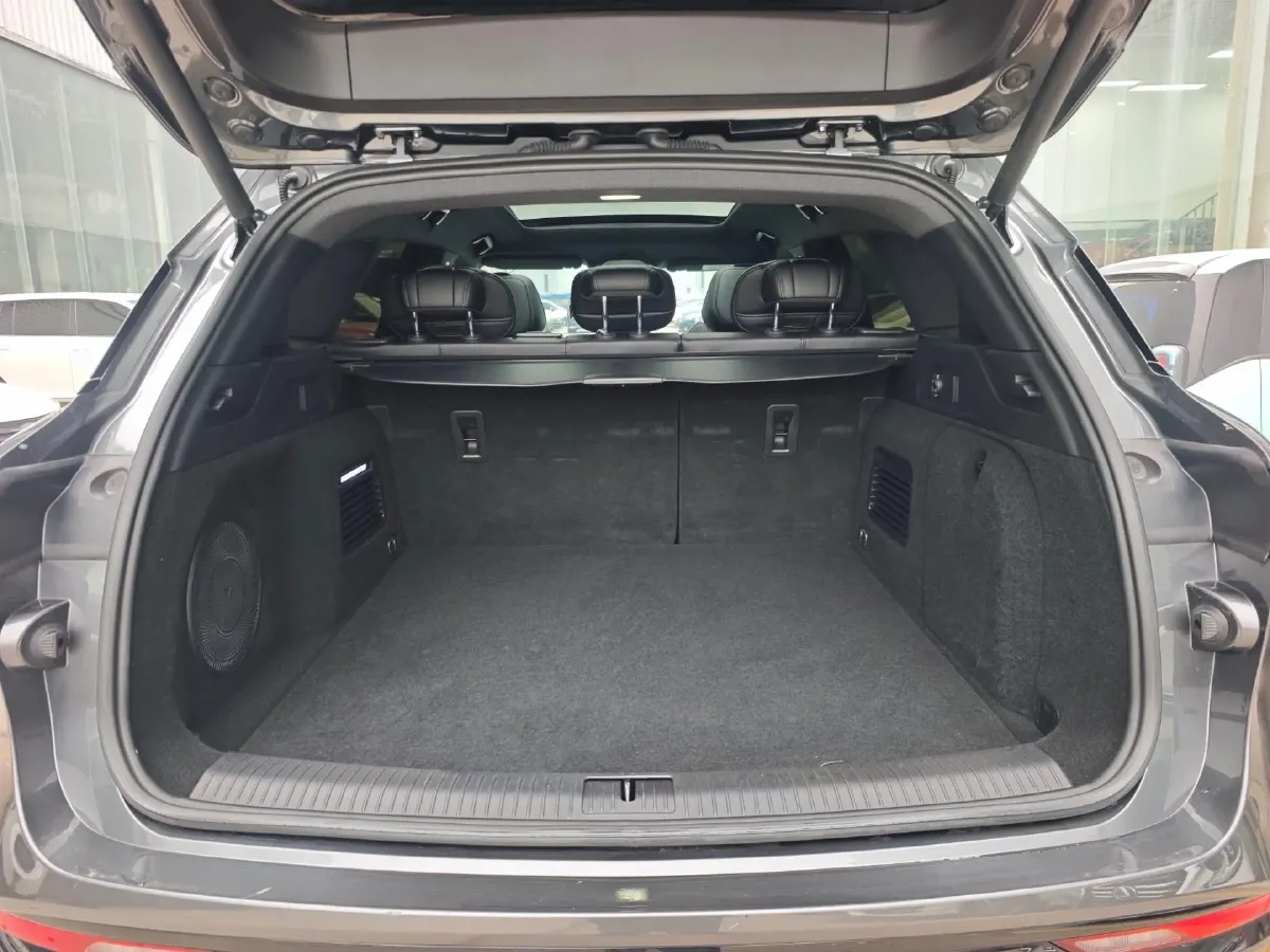 2025 Voyah FREE 1.5T 150HP L4 REEV 43KWH,autocango,china used car exporter,china ev exporter,chinese used car exporter,chinese used ev exporter