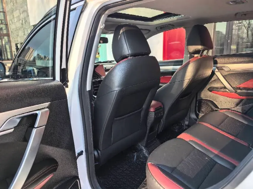 2021 Geely Coolray 1.4T 141HP L4 6DCT,autocango,china used car exporter,china ev exporter,chinese used car exporter,chinese used ev exporter