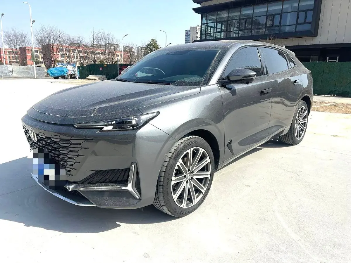 2021 ChangAn UNI-K 2.0T 233HP L4 8AT,autocango,china used car exporter,china ev exporter,chinese used car exporter,chinese used ev exporter