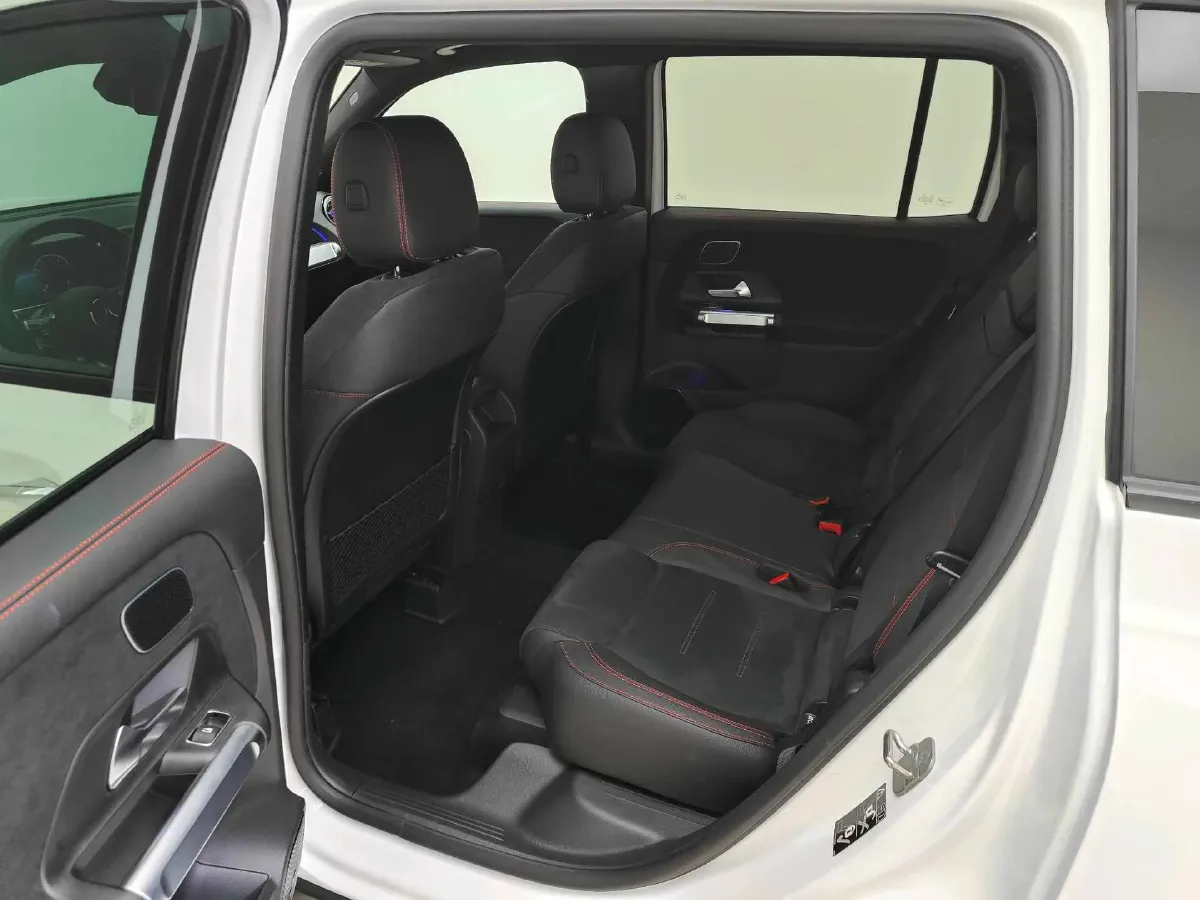 2024 Mercedes-Benz GLB AMG 2.0T 306HP L4 8DCT,autocango,china used car exporter,china ev exporter,chinese used car exporter,chinese used ev exporter