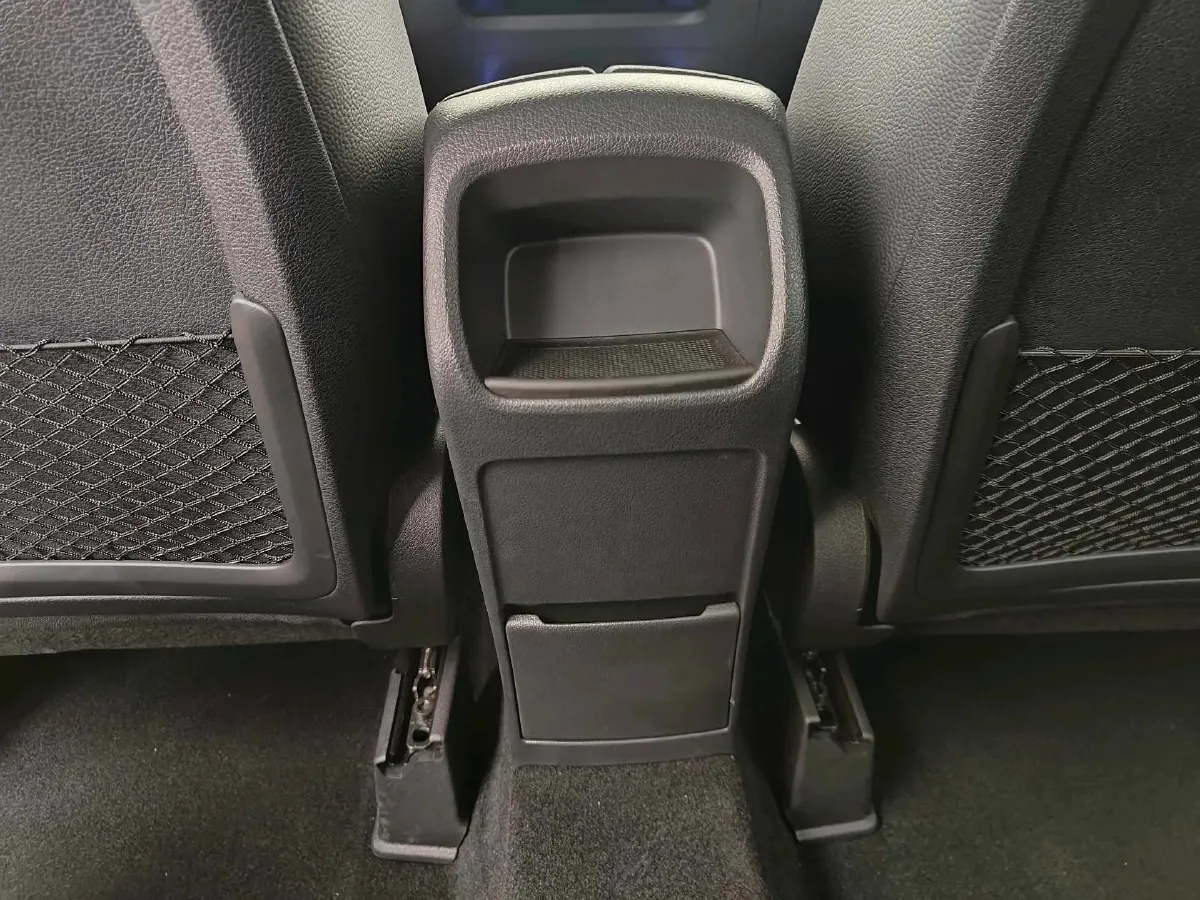 2024 Mercedes-Benz GLB AMG 2.0T 306HP L4 8DCT,autocango,china used car exporter,china ev exporter,chinese used car exporter,chinese used ev exporter