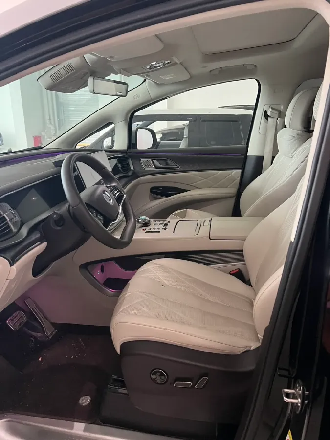 2025 Denza D9 1.5T 156HP L4 E-CVT PHEV 40KWH,autocango,china used car exporter,china ev exporter,chinese used car exporter,chinese used ev exporter