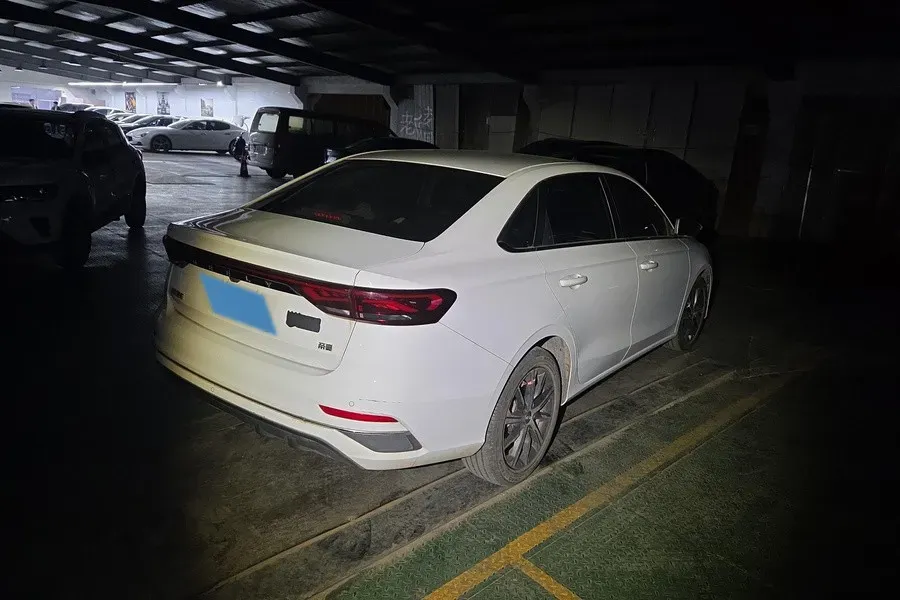 2022 Geely Emgrand 1.5L 114HP L4 CVT,autocango,china used car exporter,china ev exporter,chinese used car exporter,chinese used ev exporter