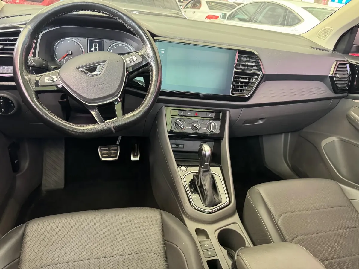 2020 Jetta VS7 1.4T 150HP L4 6AT,autocango,china used car exporter,china ev exporter,chinese used car exporter,chinese used ev exporter