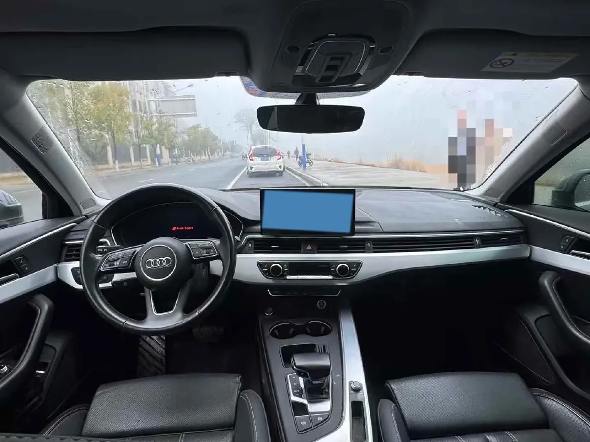 2021 Audi A4L 2.0T 190HP L4 7DCT,autocango,china used car exporter,china ev exporter,chinese used car exporter,chinese used ev exporter