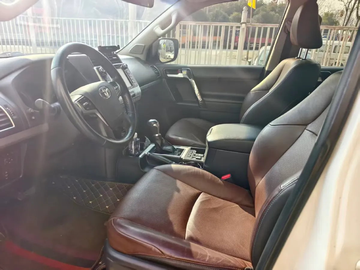 2018 Mercedes-Benz E Class 2.0T 184HP L4 9AT,autocango,china used car exporter,china ev exporter,chinese used car exporter,chinese used ev exporter