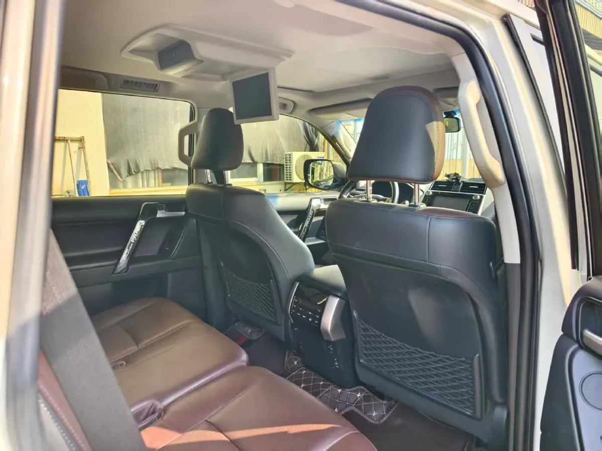 2018 Mercedes-Benz E Class 2.0T 184HP L4 9AT,autocango,china used car exporter,china ev exporter,chinese used car exporter,chinese used ev exporter