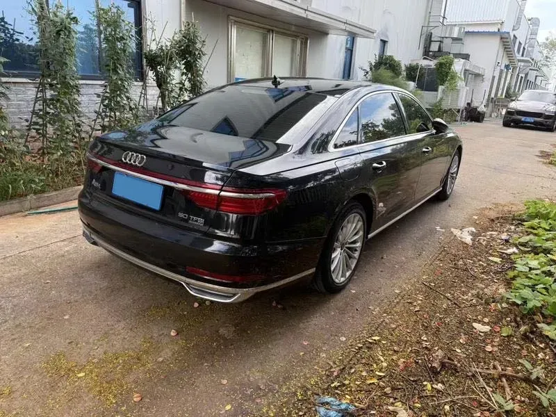 2022 Audi A8 3.0T 286HP V6 8AT,autocango,china used car exporter,china ev exporter,chinese used car exporter,chinese used ev exporter