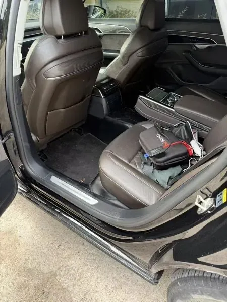 2022 Audi A8 3.0T 286HP V6 8AT,autocango,china used car exporter,china ev exporter,chinese used car exporter,chinese used ev exporter