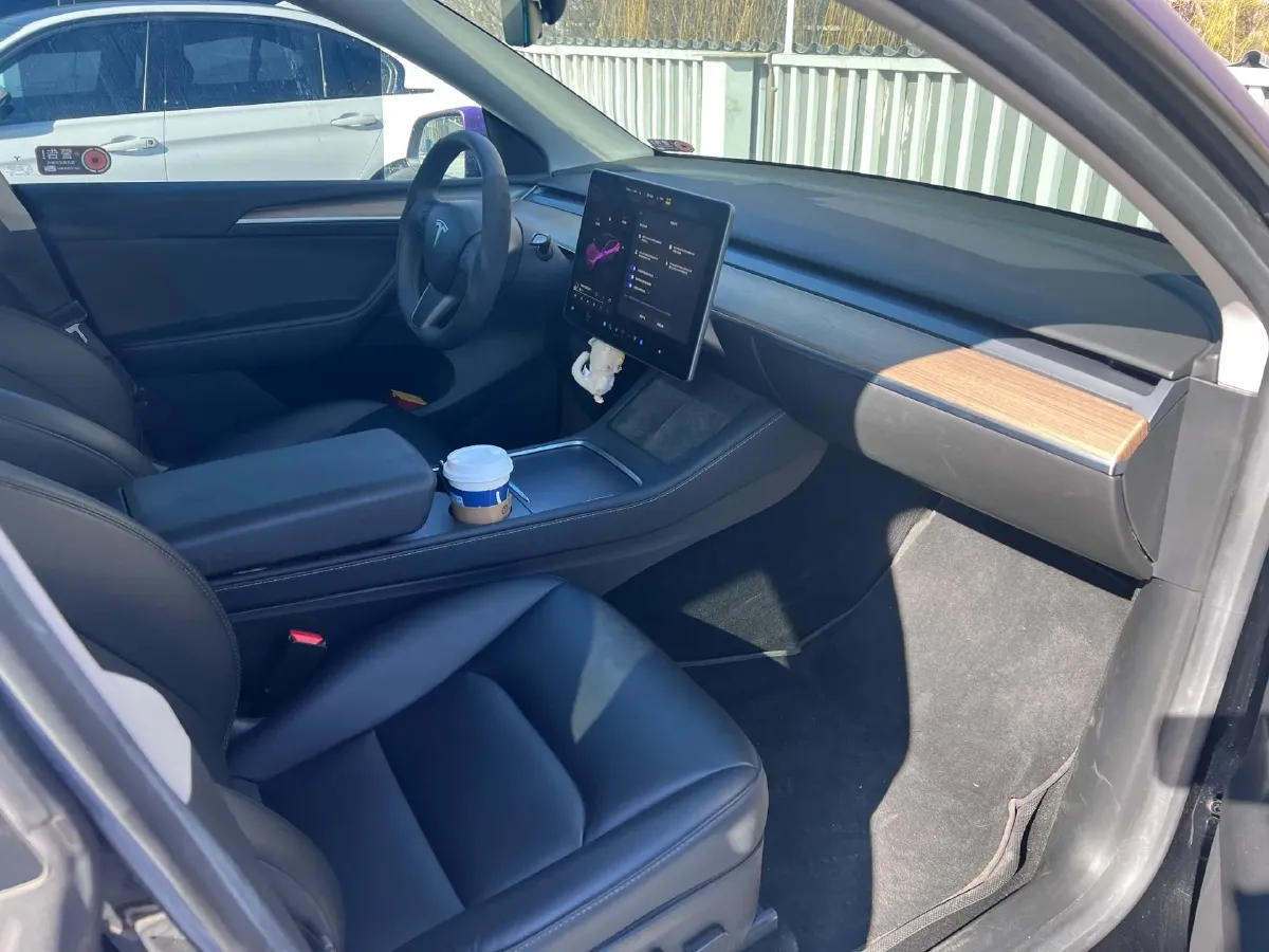 2022 BMW 3 Series 2.0T 184HP L4 8AT,autocango,china used car exporter,china ev exporter,chinese used car exporter,chinese used ev exporter