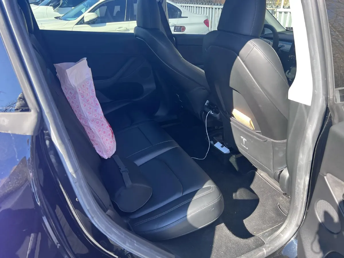 2022 BMW 3 Series 2.0T 184HP L4 8AT,autocango,china used car exporter,china ev exporter,chinese used car exporter,chinese used ev exporter