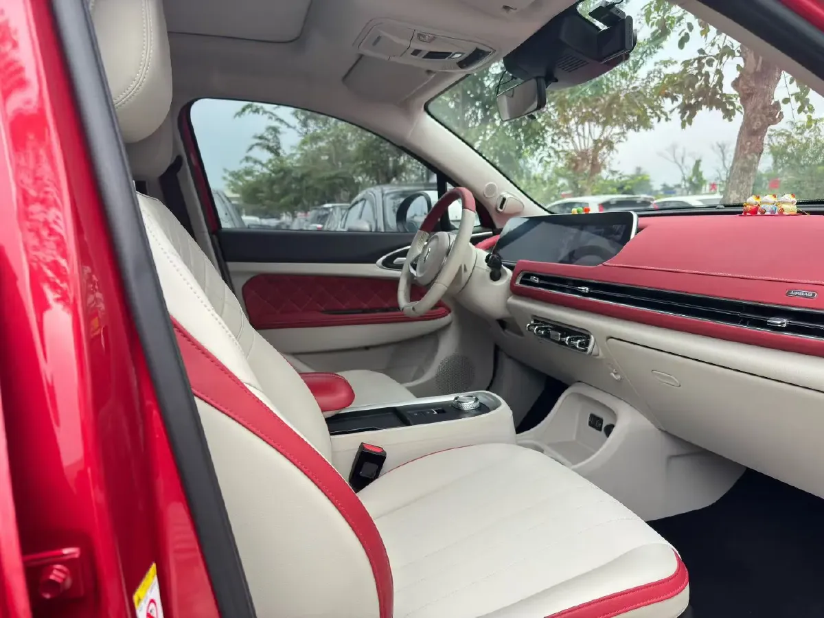 2022 ChangAn Oshan X7 Plus 1.5T 188HP L4 7DCT,autocango,china used car exporter,china ev exporter,chinese used car exporter,chinese used ev exporter