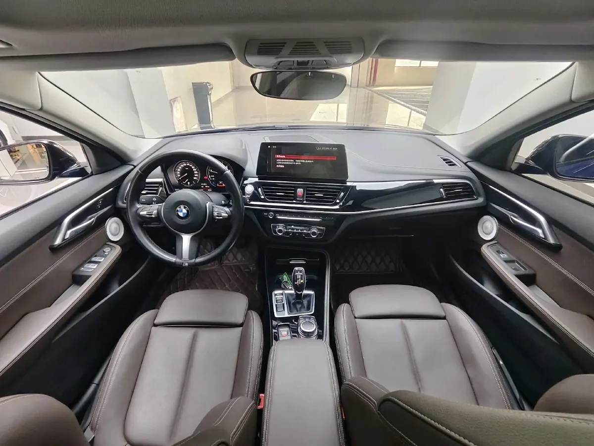 2022 BMW 1 Series 1.5T 140HP L3 7DCT,autocango,china used car exporter,china ev exporter,chinese used car exporter,chinese used ev exporter