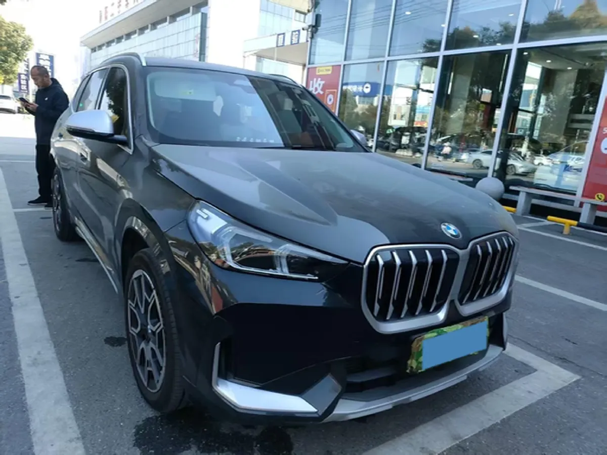 2024 BMW X1 2.0T 204HP L4 7DCT,autocango,china used car exporter,china ev exporter,chinese used car exporter,chinese used ev exporter