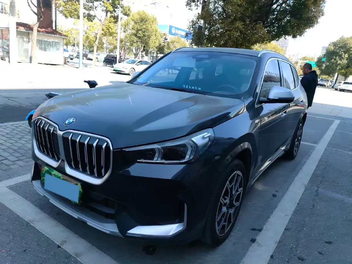 2024 BMW X1 2.0T 204HP L4 7DCT,autocango,china used car exporter,china ev exporter,chinese used car exporter,chinese used ev exporter