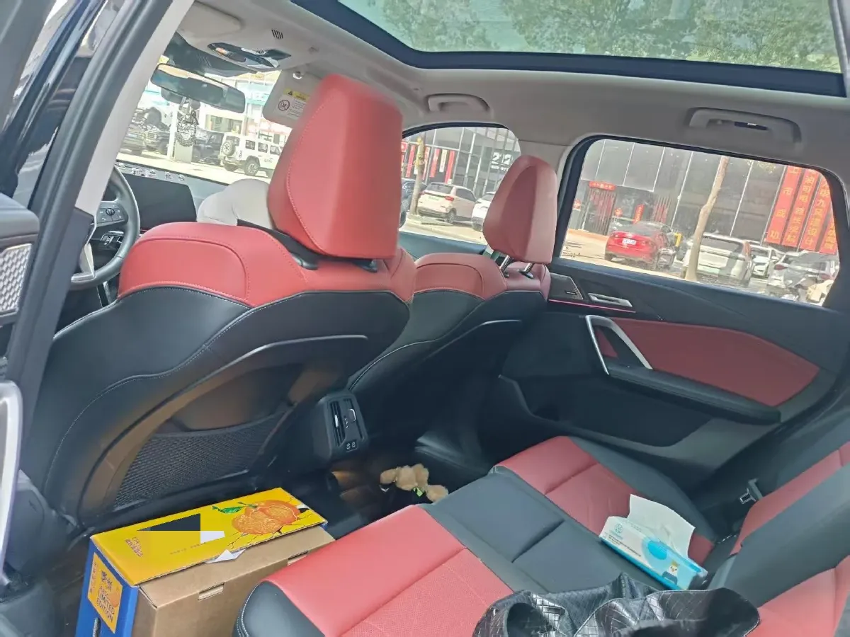 2024 BMW X1 2.0T 204HP L4 7DCT,autocango,china used car exporter,china ev exporter,chinese used car exporter,chinese used ev exporter