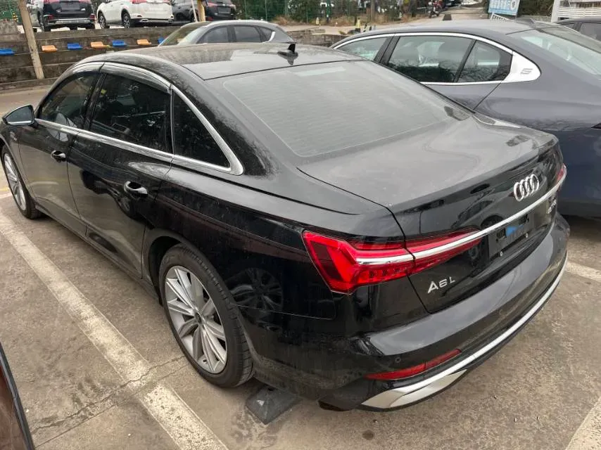2023 Audi A6L 2.0T 245HP L4 7DCT,autocango,china used car exporter,china ev exporter,chinese used car exporter,chinese used ev exporter