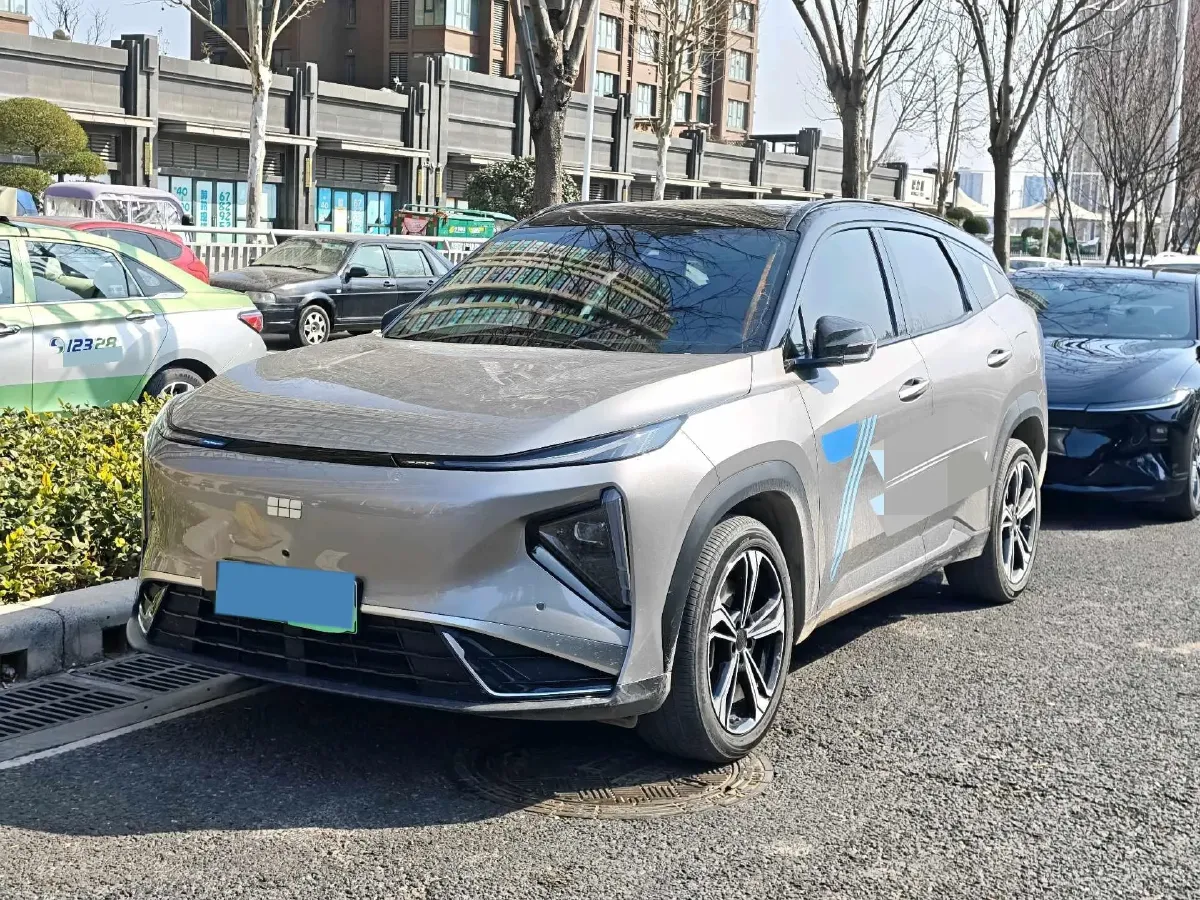 2025 Geely Galaxy L7 1.5L 112HP L4 1DHT PHEV 18.4KWH,autocango,china used car exporter,china ev exporter,chinese used car exporter,chinese used ev exporter