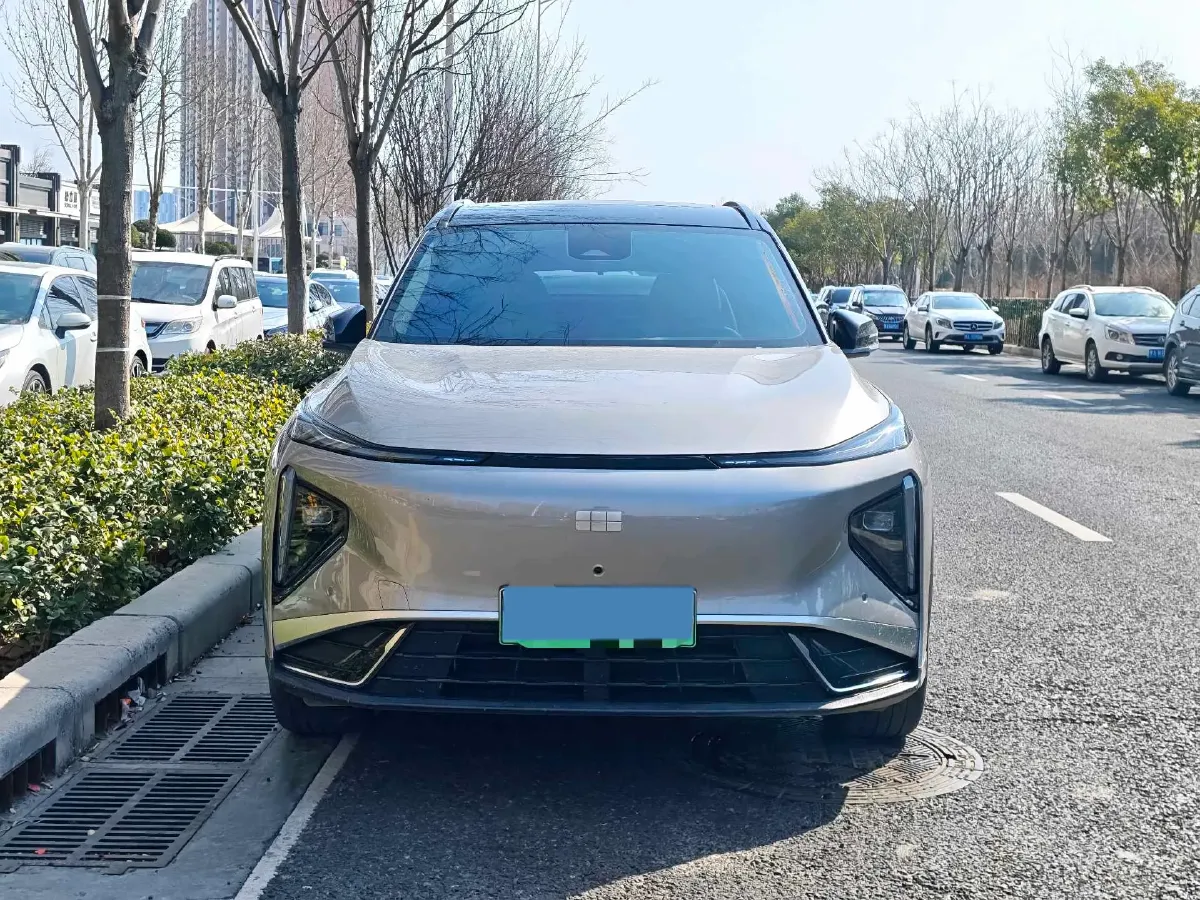 2025 Geely Galaxy L7 1.5L 112HP L4 1DHT PHEV 18.4KWH,autocango,china used car exporter,china ev exporter,chinese used car exporter,chinese used ev exporter