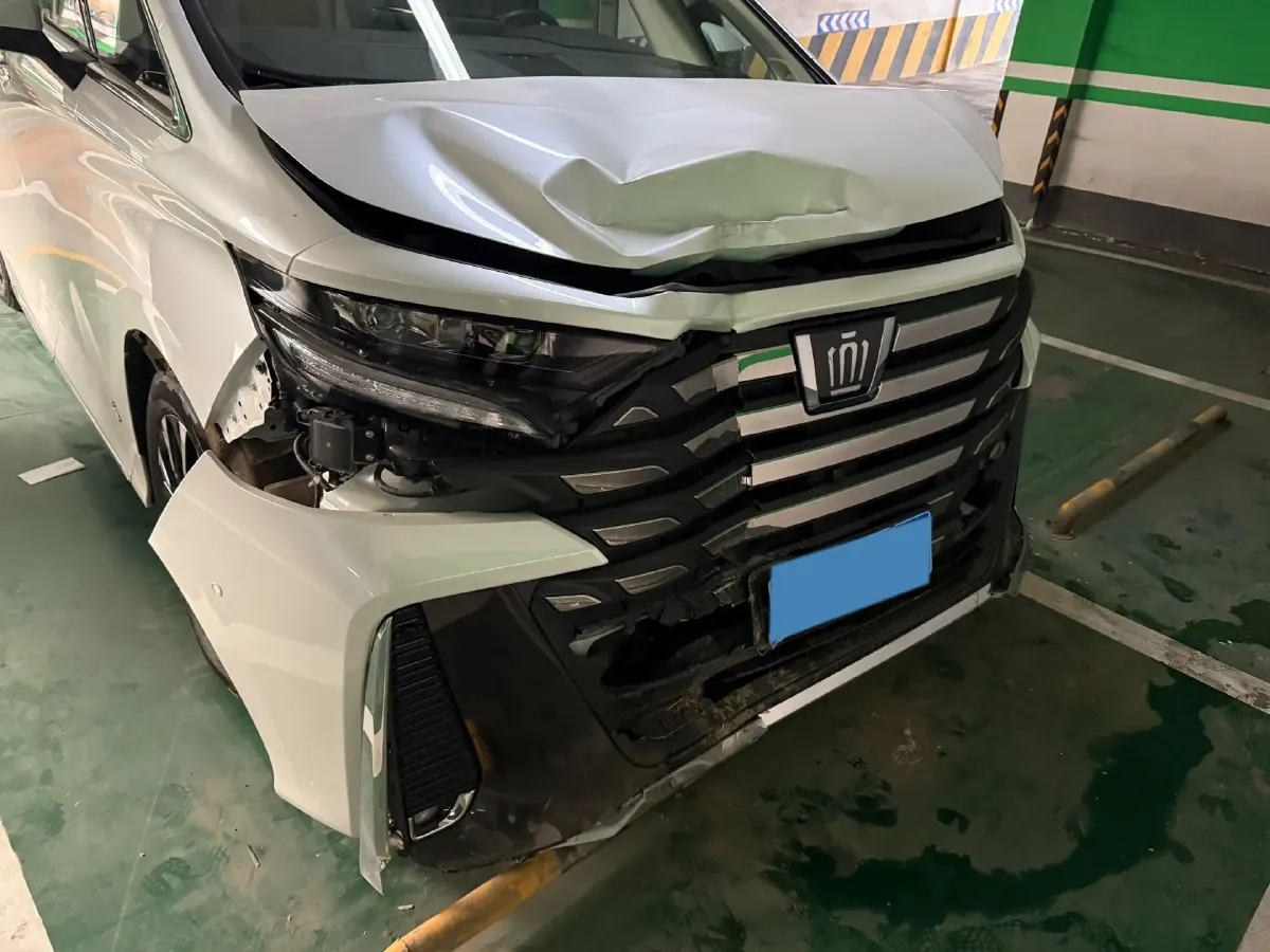 2024 Toyota Vellfire 2.5L 190HP L4 E-CVT Hybrid,autocango,china used car exporter,china ev exporter,chinese used car exporter,chinese used ev exporter