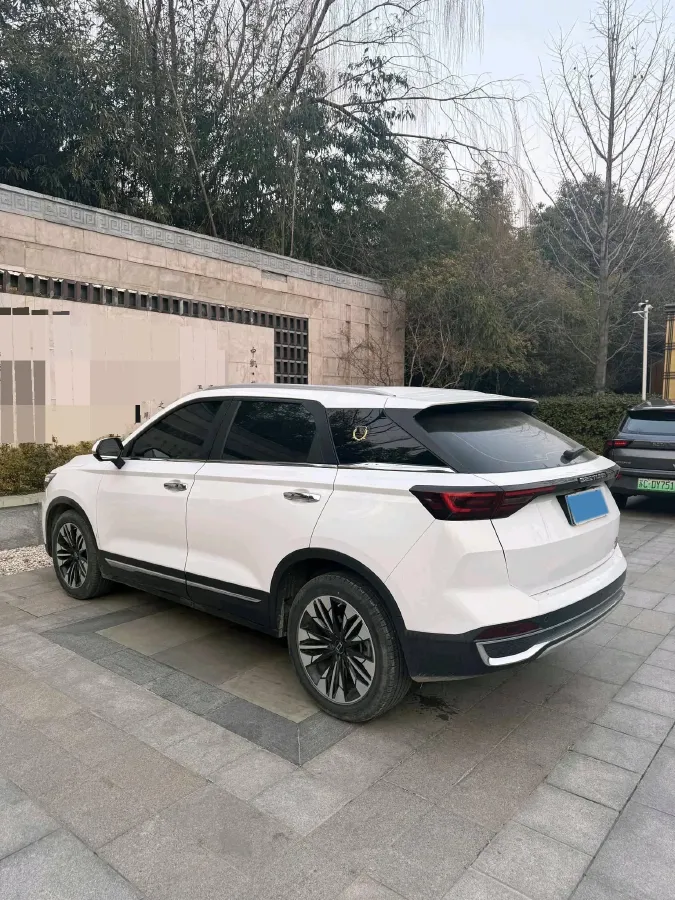 2023 Bestune T77 1.5T 169HP L4 7DCT,autocango,china used car exporter,china ev exporter,chinese used car exporter,chinese used ev exporter