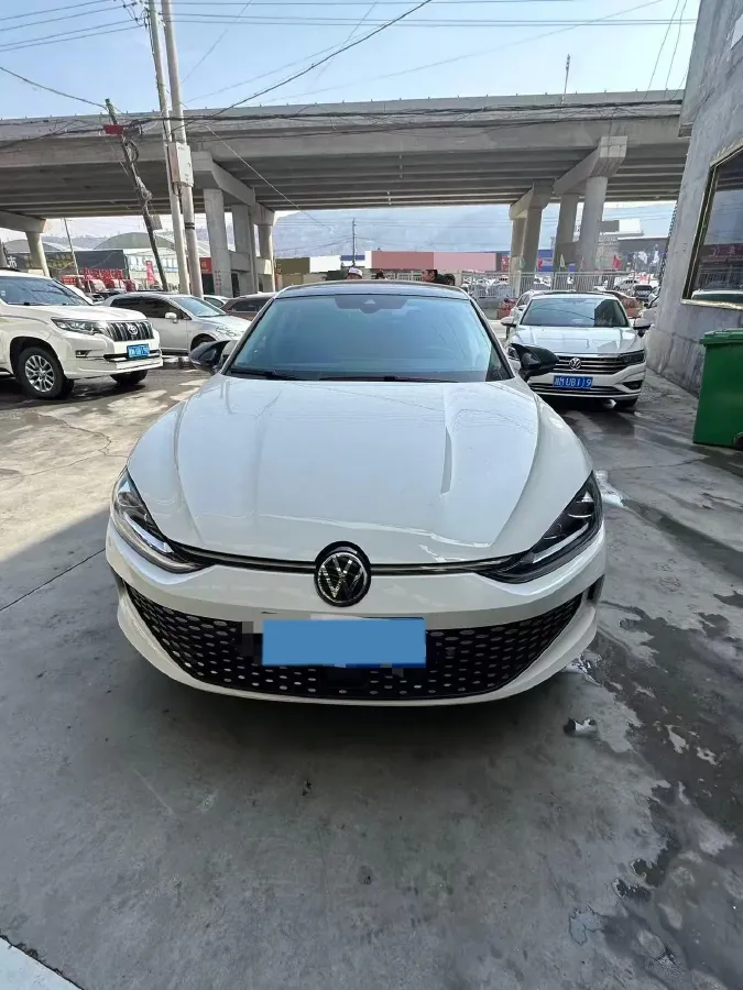 2023 Volkswagen Lamando 1.4T 150HP L4 7DCT,autocango,china used car exporter,china ev exporter,chinese used car exporter,chinese used ev exporter