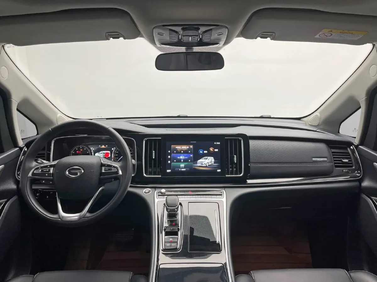 2021 GAC Trumpchi M8 2.0T 252HP L4 8AT,autocango,china used car exporter,china ev exporter,chinese used car exporter,chinese used ev exporter