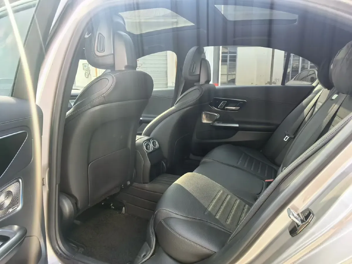 2022 Mercedes-Benz C Class 1.5T 204HP L4 9AT,autocango,china used car exporter,china ev exporter,chinese used car exporter,chinese used ev exporter