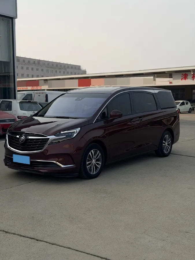 2022 Buick GL8 2.0T 237HP L4 9AT,autocango,china used car exporter,china ev exporter,chinese used car exporter,chinese used ev exporter