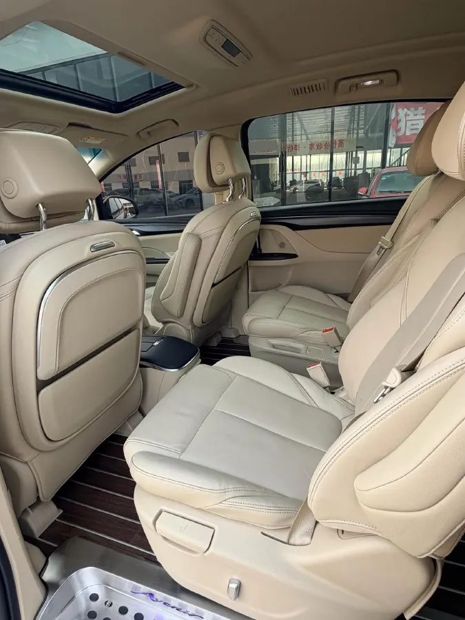 2022 Buick GL8 2.0T 237HP L4 9AT,autocango,china used car exporter,china ev exporter,chinese used car exporter,chinese used ev exporter