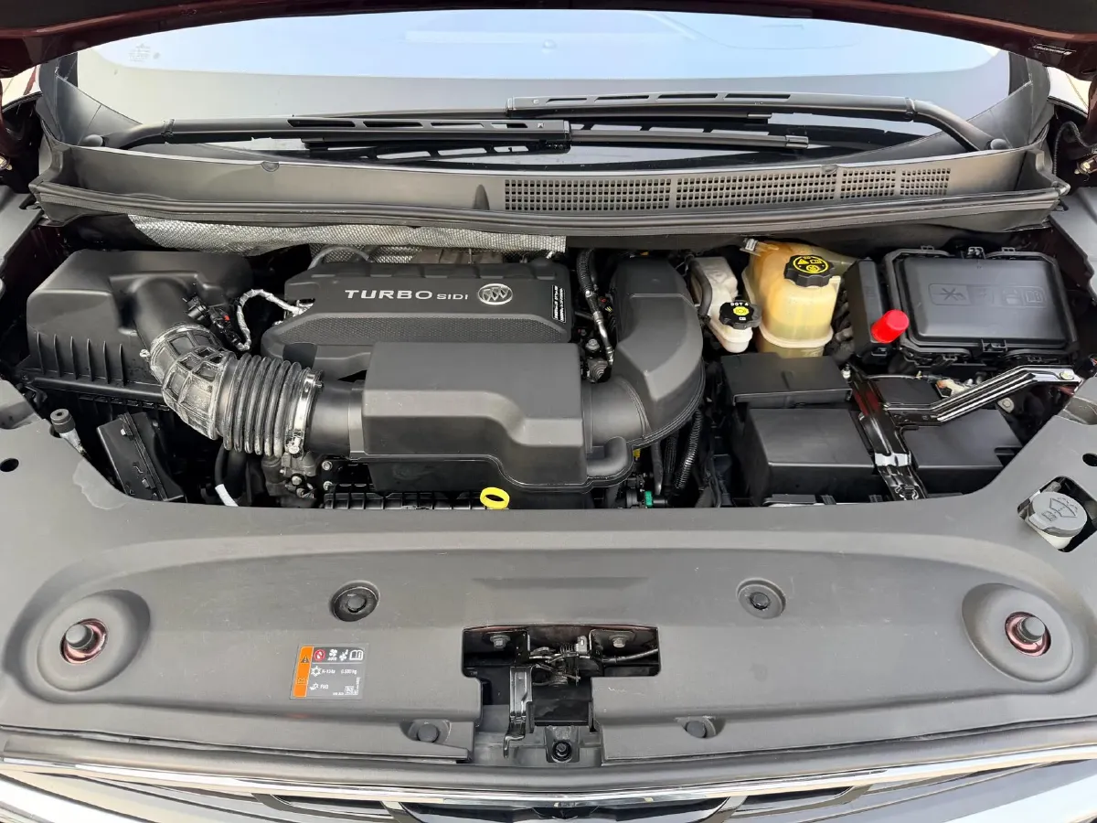 2022 Buick GL8 2.0T 237HP L4 9AT,autocango,china used car exporter,china ev exporter,chinese used car exporter,chinese used ev exporter