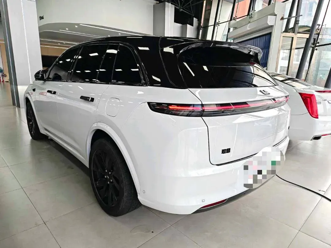 2024 Li L7 Range Extended 154HP REEV 42.8KWH,autocango,china used car exporter,china ev exporter,chinese used car exporter,chinese used ev exporter