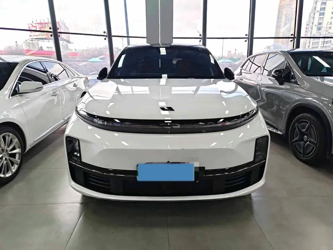 2024 Li L7 Range Extended 154HP REEV 42.8KWH,autocango,china used car exporter,china ev exporter,chinese used car exporter,chinese used ev exporter