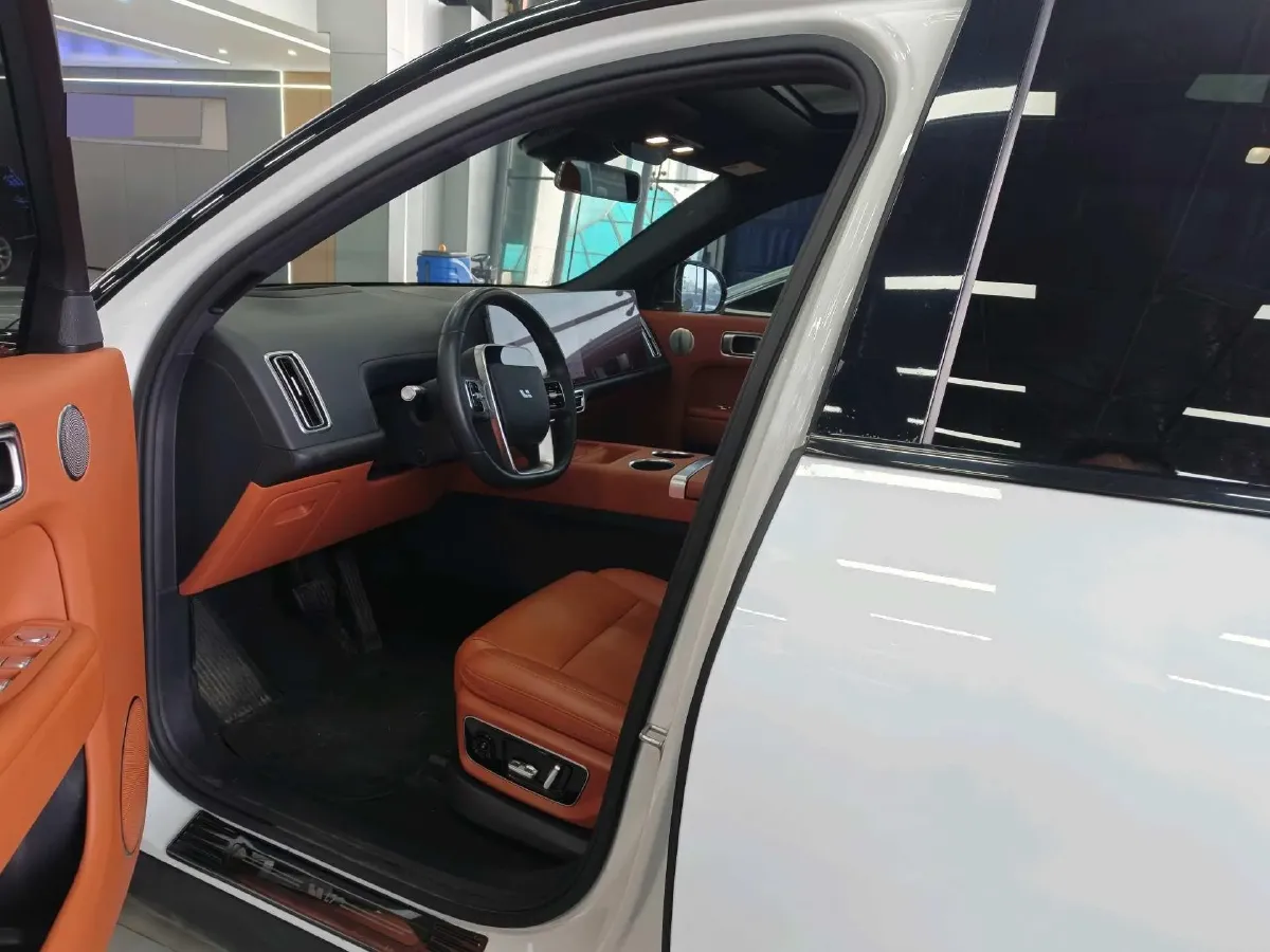 2024 Li L7 Range Extended 154HP REEV 42.8KWH,autocango,china used car exporter,china ev exporter,chinese used car exporter,chinese used ev exporter