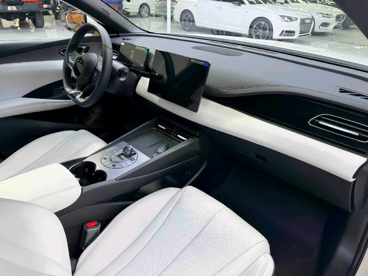 2025 BYD Seal06 1.5L 101HP L4 E-CVT PHEV 10.08KWH,autocango,china used car exporter,china ev exporter,chinese used car exporter,chinese used ev exporter