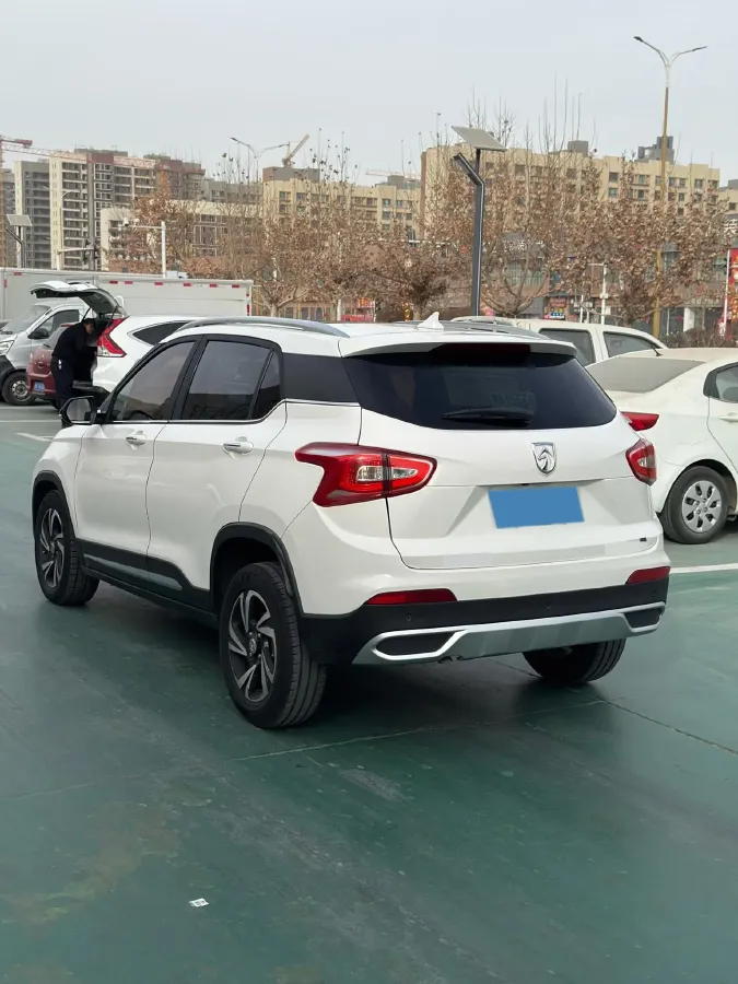 2017 HaiMa S5 Young Edition 1.6L 122HP L4 5MT,autocango,china used car exporter,china ev exporter,chinese used car exporter,chinese used ev exporter