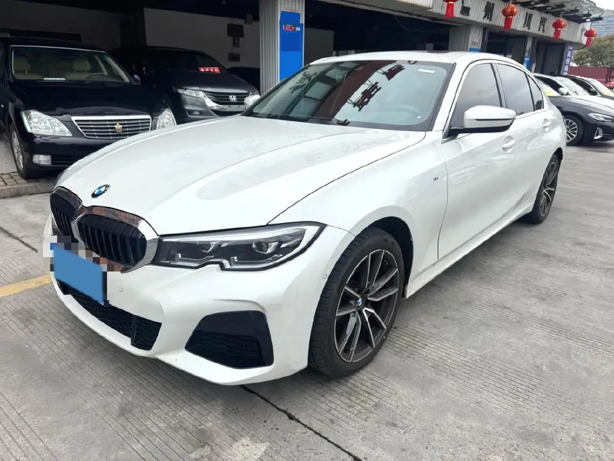 2022 BMW 3 Series 2.0T 184HP L4 8AT,autocango,china used car exporter,china ev exporter,chinese used car exporter,chinese used ev exporter