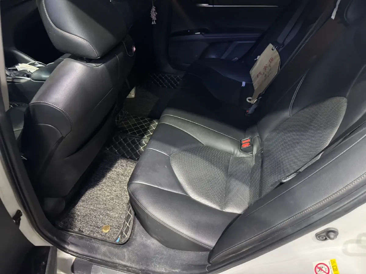 2018 Toyota Camry 2.0L 169HP L4 6AT,autocango,china used car exporter,china ev exporter,chinese used car exporter,chinese used ev exporter