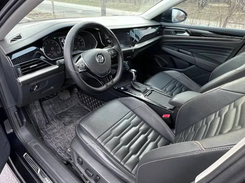 2019 Skoda Kodiak 2.0T 186HP L4 7DCT,autocango,china used car exporter,china ev exporter,chinese used car exporter,chinese used ev exporter