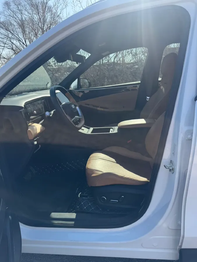 2024 Geely Galaxy L7 1.5T 163HP L4 3DHT PHEV 18.7KWH,autocango,china used car exporter,china ev exporter,chinese used car exporter,chinese used ev exporter