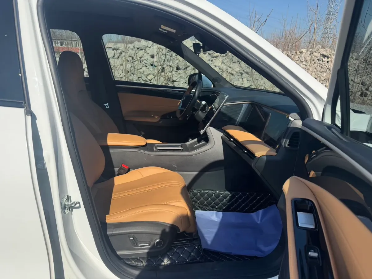 2024 Geely Galaxy L7 1.5T 163HP L4 3DHT PHEV 18.7KWH,autocango,china used car exporter,china ev exporter,chinese used car exporter,chinese used ev exporter