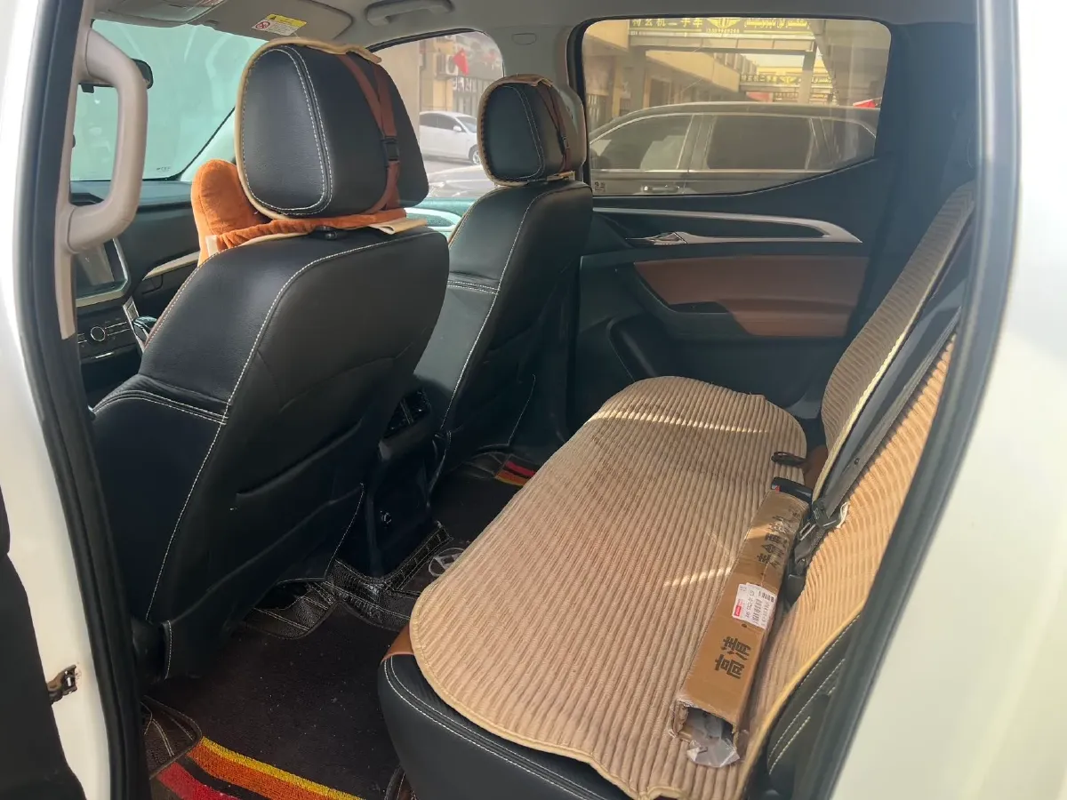 2022 MAXUS T70 2.0T 163HP L4 6AT,autocango,china used car exporter,china ev exporter,chinese used car exporter,chinese used ev exporter