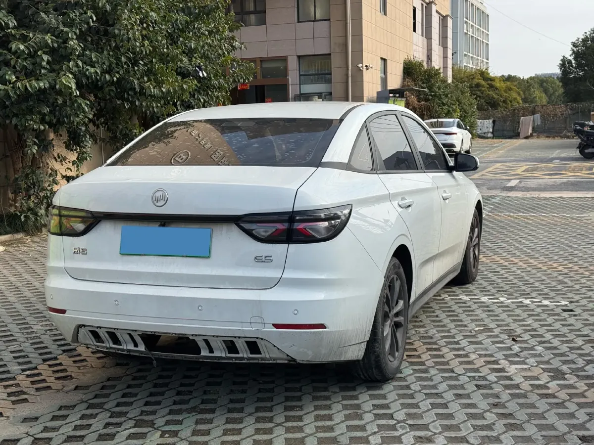 2021 Weltmeister E.5 BEV 49.92KWH,autocango,china used car exporter,china ev exporter,chinese used car exporter,chinese used ev exporter